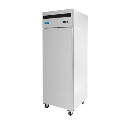 UNIFROST R700SVN Large GN Upright Fridge R290